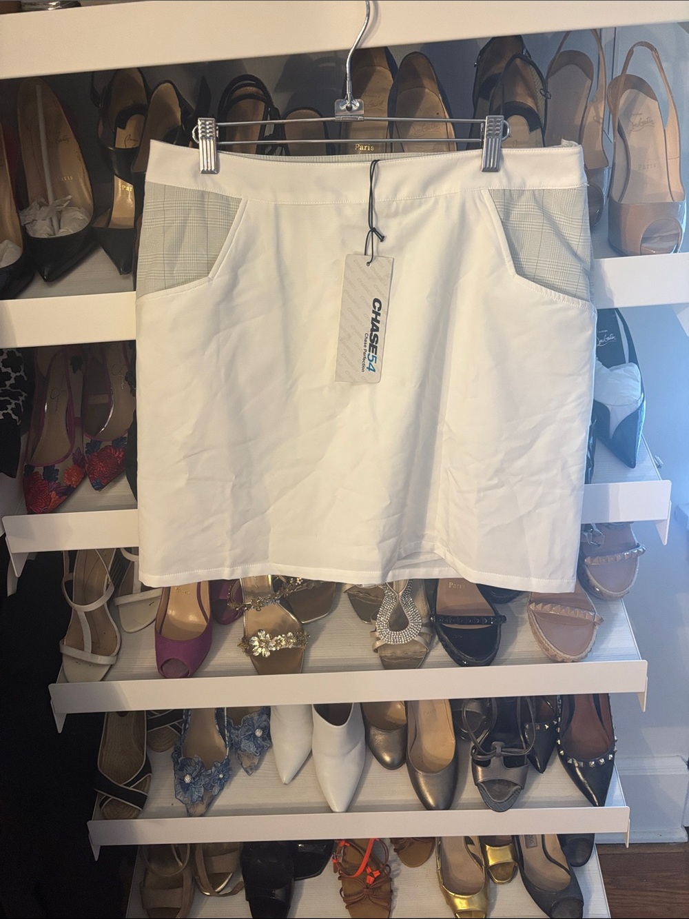 Chase 54 White Casual Mini Skort